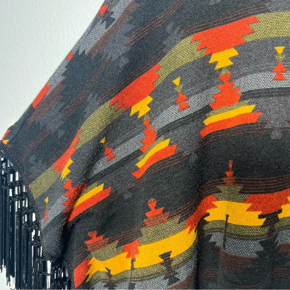 Wrangler Southwestern Fringe Cardigan Kimono Open Front Aztec Print Boho S/M - Picture 12 of 15